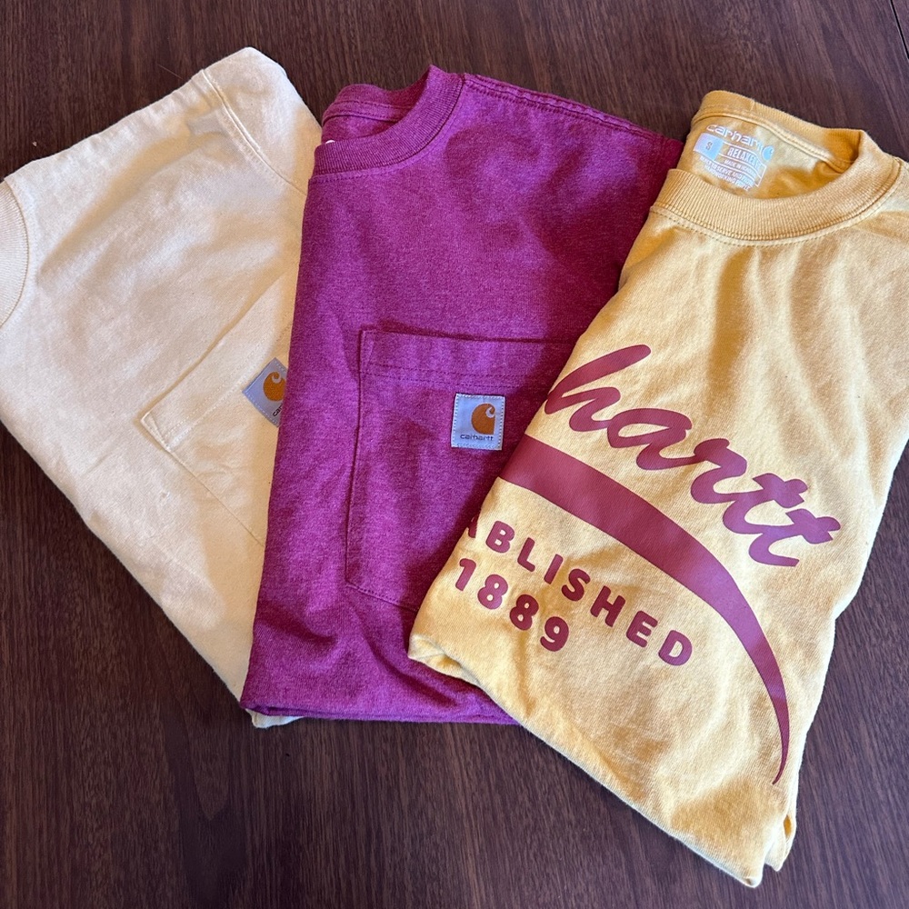 3 like new carhartt t shirts